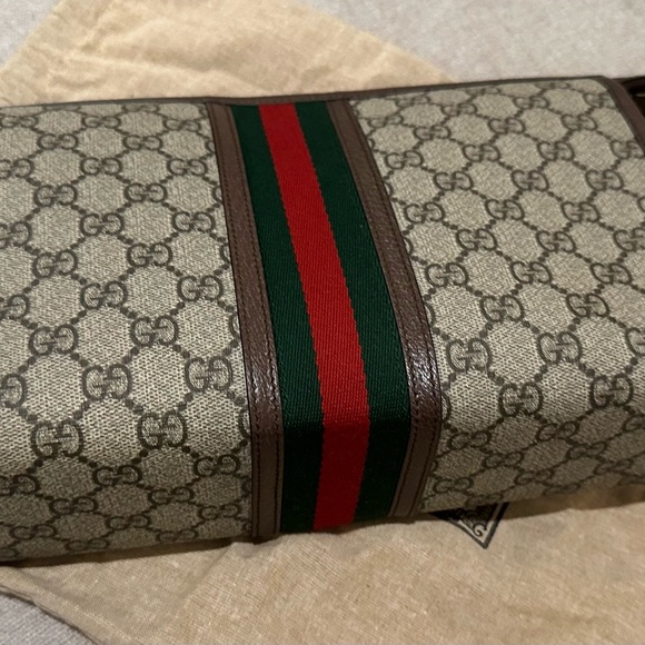 Gucci Ophidia Pouch. New With Box,Tags and Dust Bag. - Picture 2 of 4